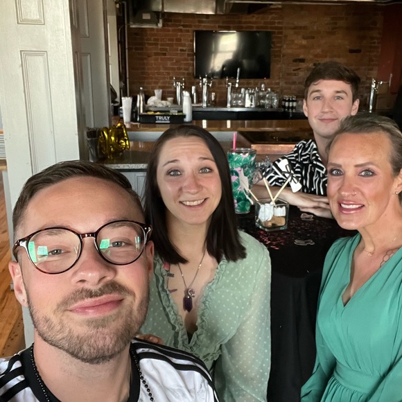 ✨People will stare, I’ll just help you make it worth their while✨ - Picture 5 of 7